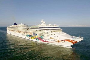 Experience Norwegian's Freestyle cruising from Australia