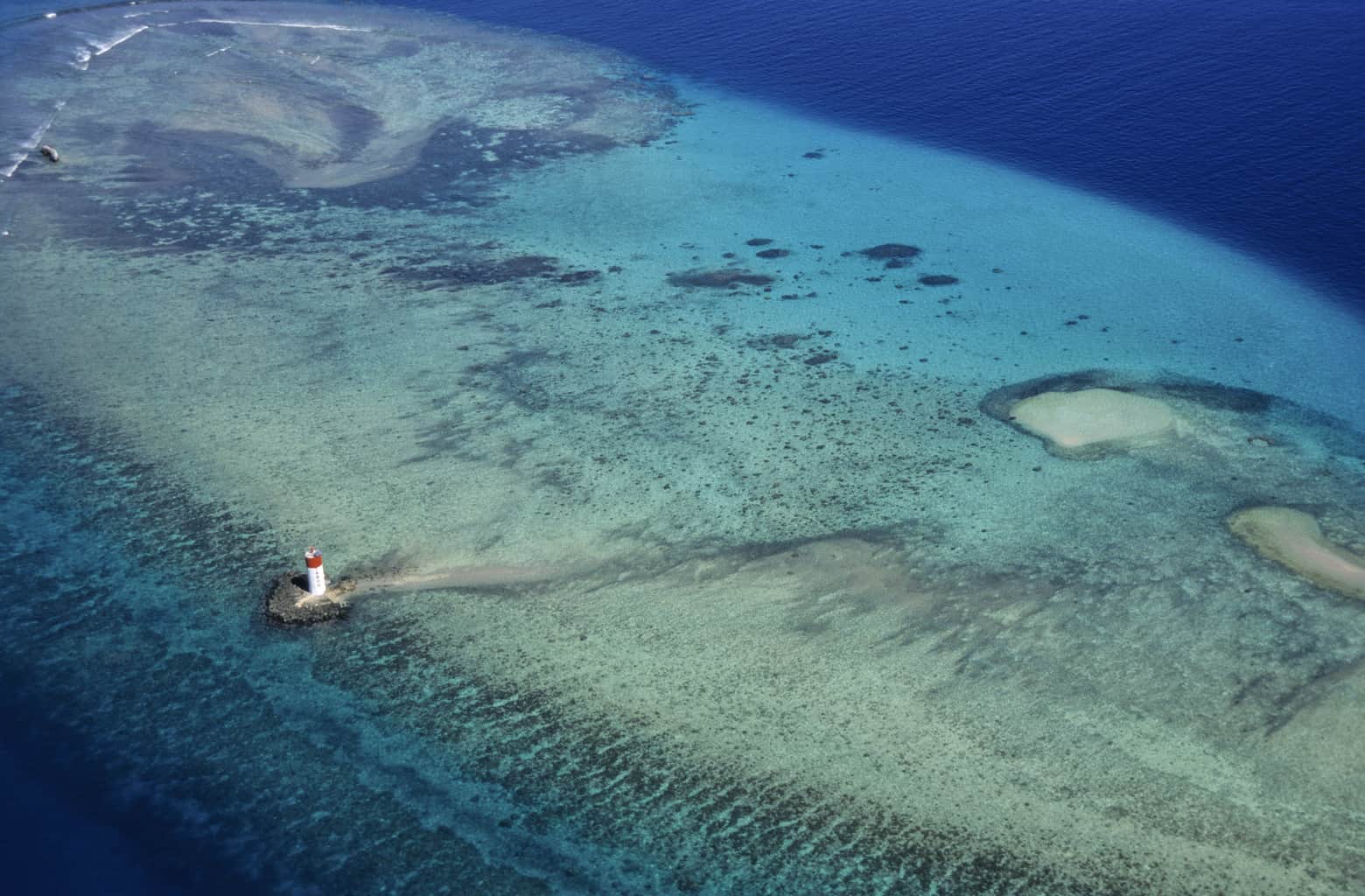 South Pacific Cruises 2024, 2025 South Pacific Cruise Deals